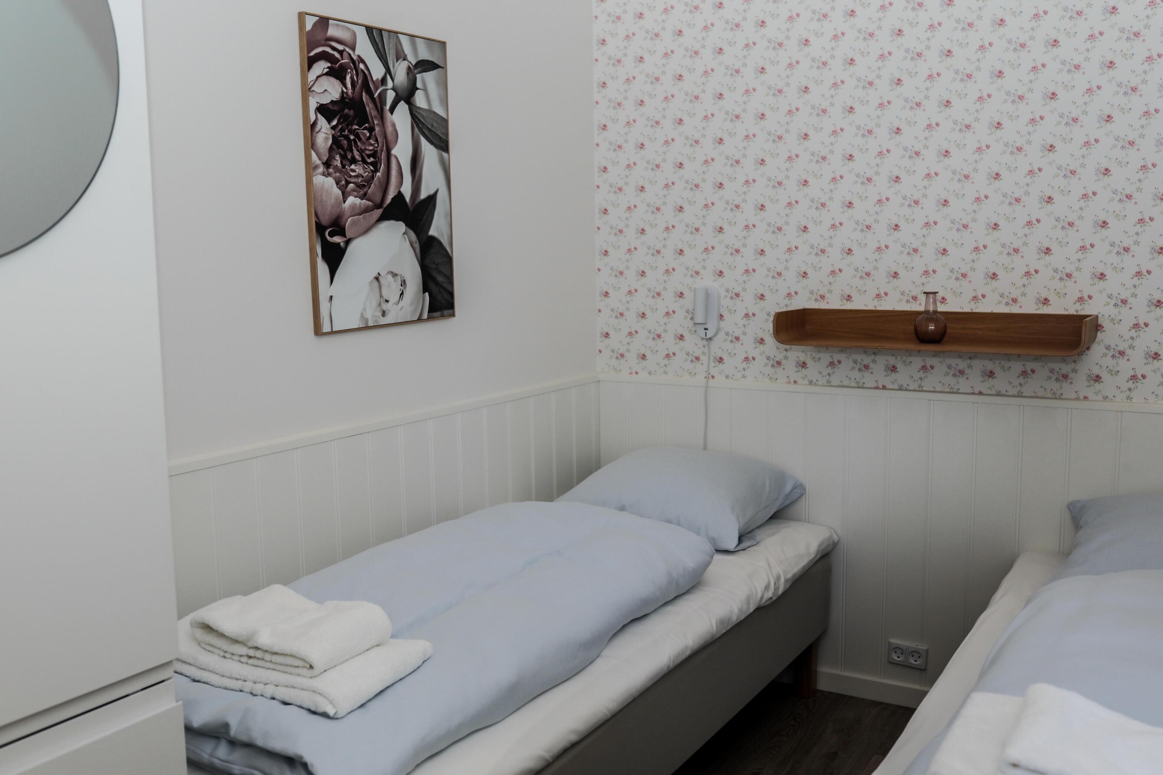 2 bedrooms, Internet