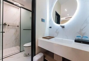 Room - No. 73, Xiwuli · Moganshan French Light Luxury Courtyard Family-friendly Boutique Accommodation (Deqing)