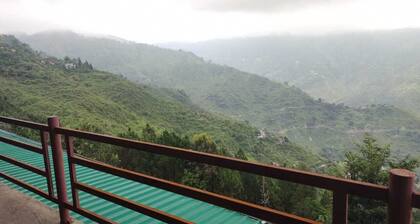 Green Zone Homestay | 4BD House | Cook & Garden