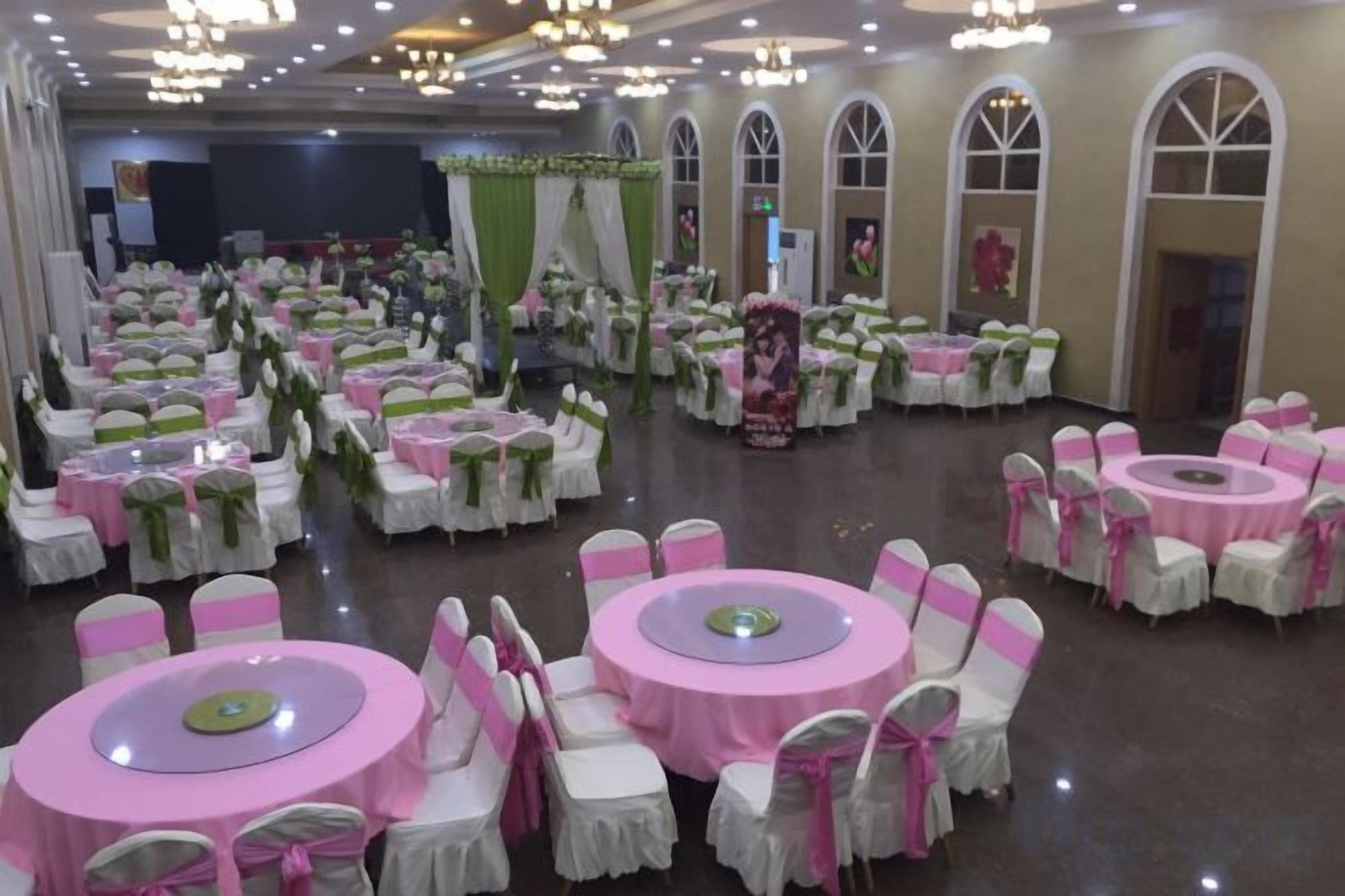 Banquet hall