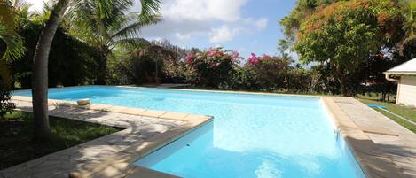 Alberca al aire libre