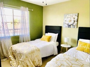 5 chambres, Wi-Fi, draps fournis