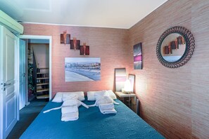 Leilighet – executive, 1 queensize-seng, røyk, adgang til basseng | 1 soverom, minibar, individuelt dekorert og wi-fi (inkludert)