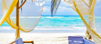 Playa Palmera Beach Resort 