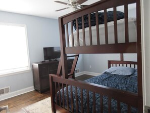 4 bedrooms, WiFi