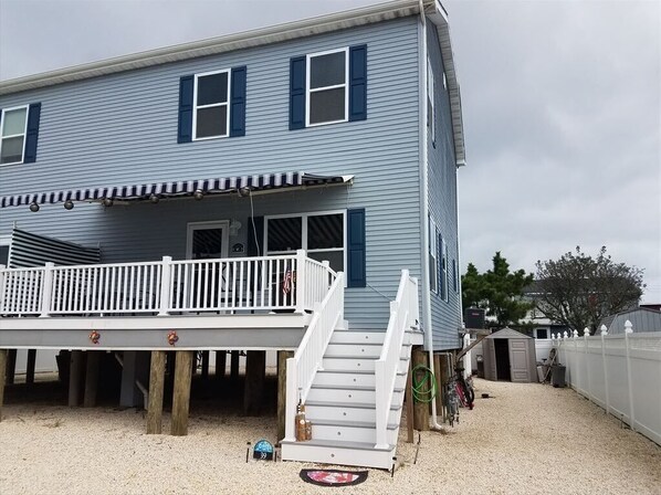 Exterior - 3 bedroom accommodation in Beach Haven Terrace (Beach Haven Terrace)