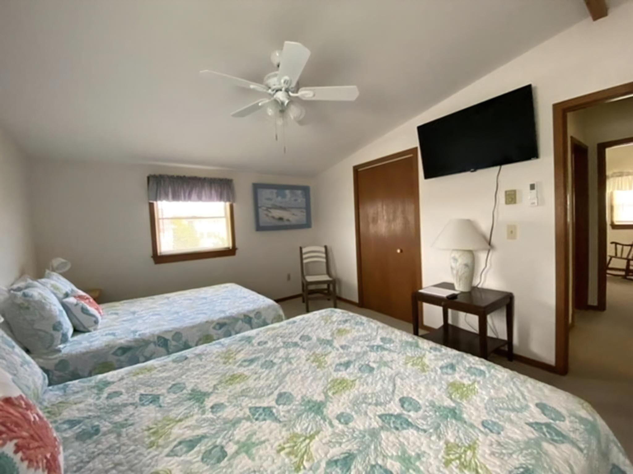 5 chambres, fer et planche à repasser, Wi-Fi gratuit