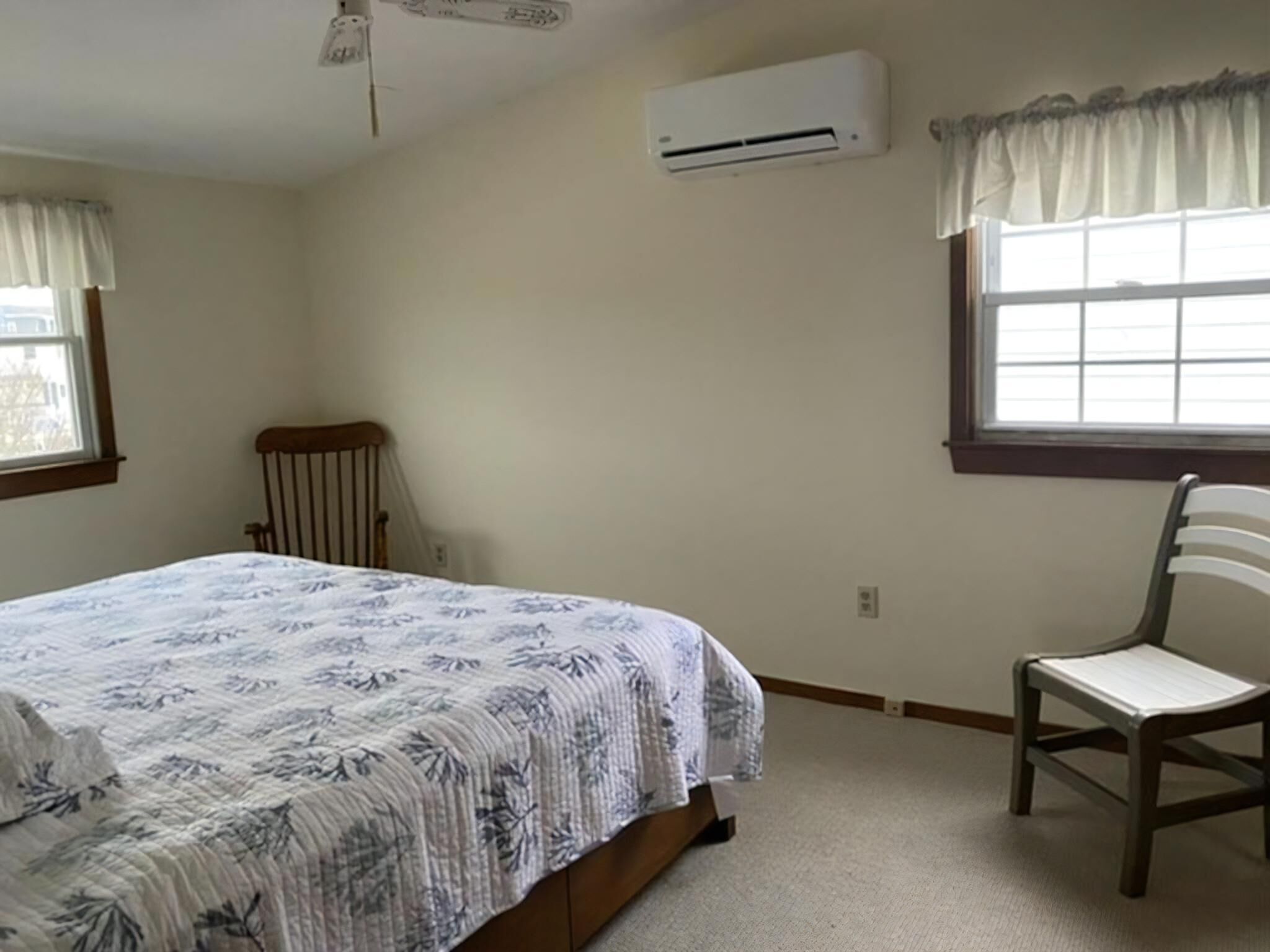 5 slaapkamers, een strijkplank/strijkijzer, gratis wifi