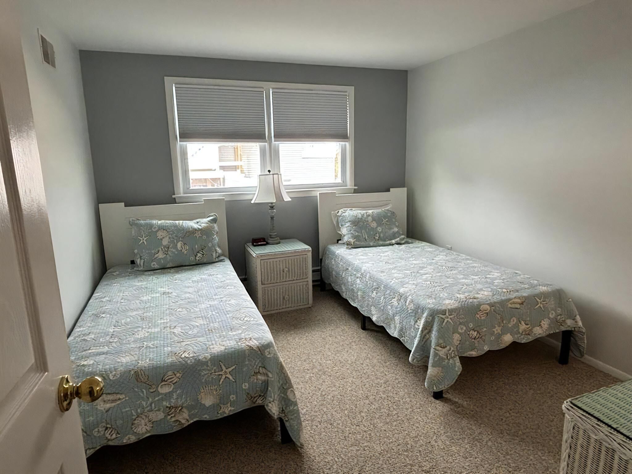 3 bedrooms, iron/ironing board, WiFi (free)