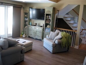 Televisión y reproductor de DVD 