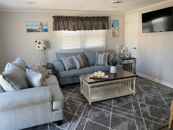 Smart TV, DVD player