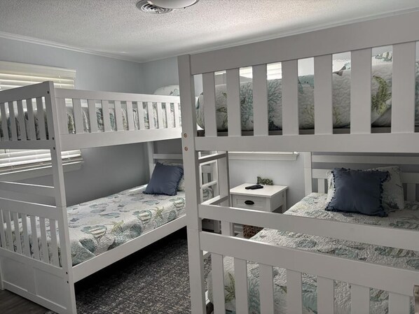 3 bedrooms, iron/ironing board, free WiFi