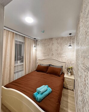 Business Apartment | Desk, free WiFi, bed sheets - Apart Hotel Catherine (Oskemen)