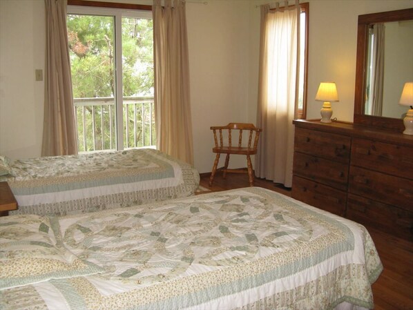 4 habitaciones, tabla de planchar con plancha y wifi gratis 