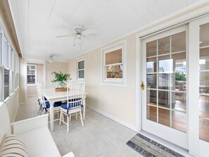 Dining - Awesome home in Beach Haven with 4 Bedrooms and Internet (Beach Haven)