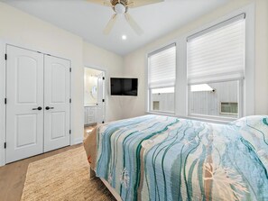 7 bedrooms, iron/ironing board, free WiFi