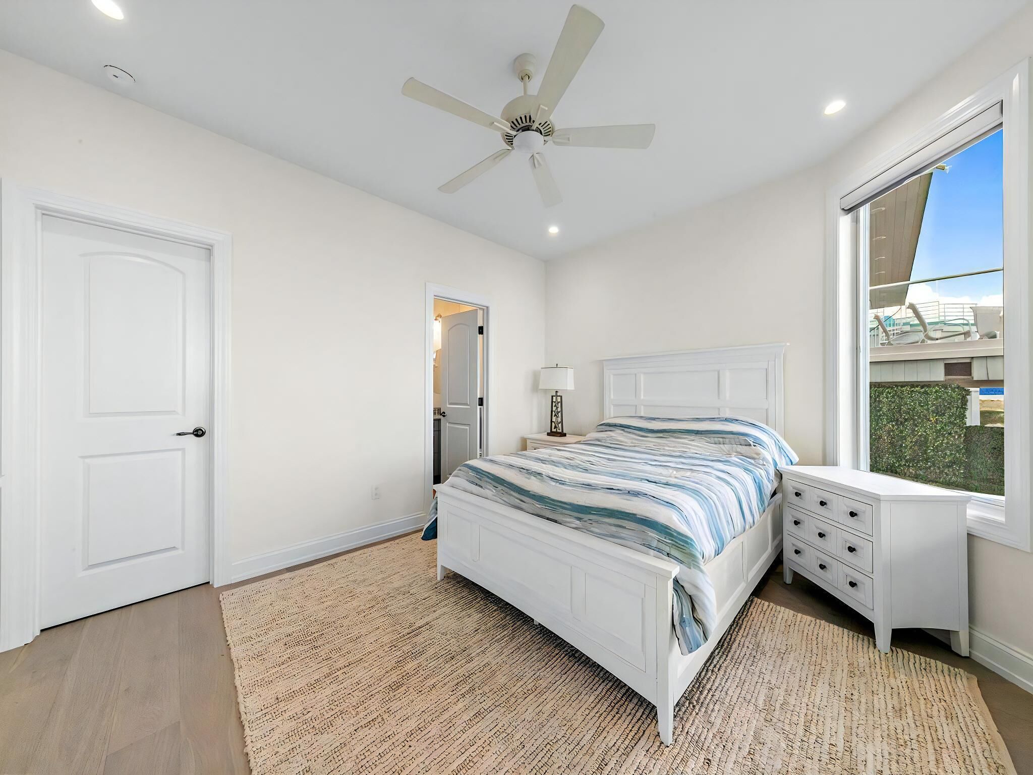 7 bedrooms, iron/ironing board, free WiFi