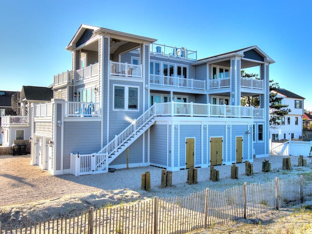 7 bedroom accommodation in Beach Haven