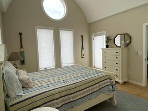5 bedrooms, iron/ironing board, free WiFi - Surf City Oceanfront With Panoramic Views (Surf City)