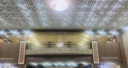 Huang Longshun Hotel