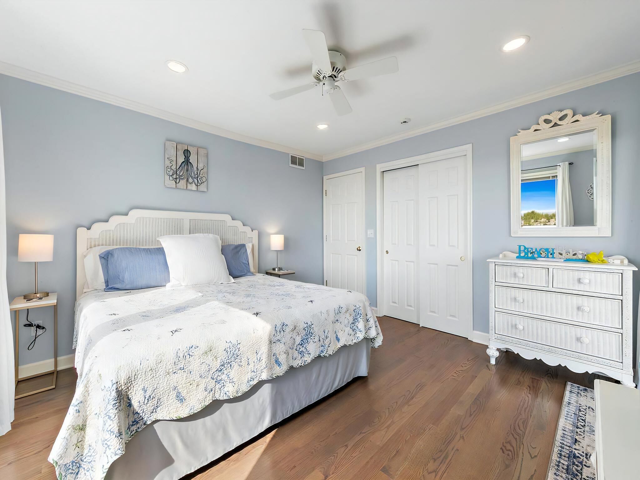 5 bedrooms, iron/ironing board, free WiFi, bed sheets