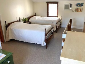 5 chambres, fer et planche à repasser, accès au Wi-Fi (inclus)