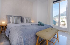 3 bedrooms, iron/ironing board, free WiFi, bed sheets - Modern Penthouse in City Centre Marbella (Marbella)