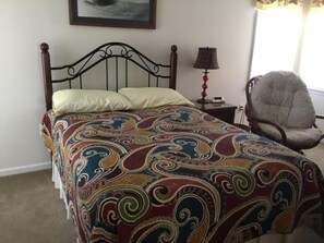 4 bedrooms, iron/ironing board, free WiFi