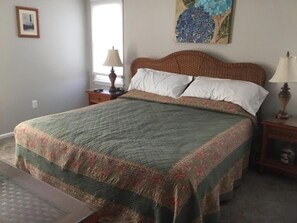 4 bedrooms, iron/ironing board, free WiFi
