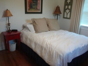 4 bedrooms, iron/ironing board, free WiFi