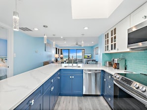 Fridge, microwave, oven, stovetop - 2 bedroom 2 bath 3rd floor Fishery Condo with fabulous ocean views (Ship Bottom)