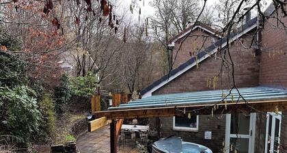 Canyon Cottage - Waterfall Country, Brecon Beacons