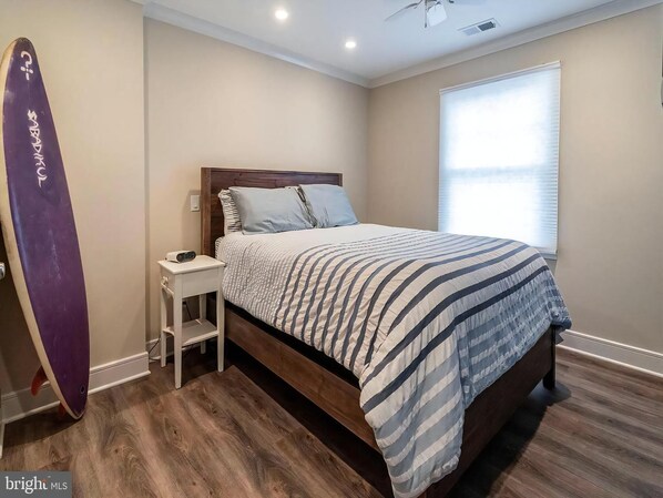 4 bedrooms, iron/ironing board, free WiFi