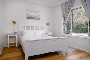 3 quartos, escrivaninha, ferros/tábuas de passar roupa, Wi-Fi