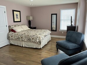 6 slaapkamers, een strijkplank/strijkijzer, gratis wifi