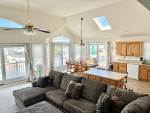 TV connectée, table de tennis de table