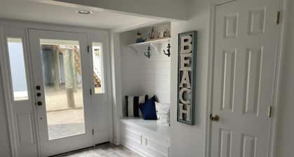 5 bedroom house steps to private Beaches