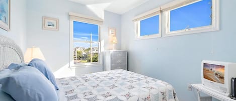 3 bedrooms, iron/ironing board, free WiFi