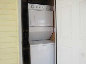 Unclassified image, 3 of 12, button
