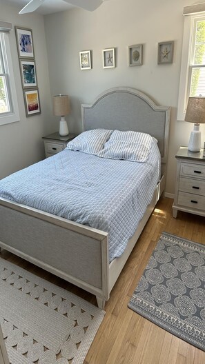 4 bedrooms, iron/ironing board, free WiFi