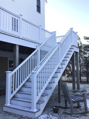 Exterior - Charming Bayside Cape (Brant Beach)