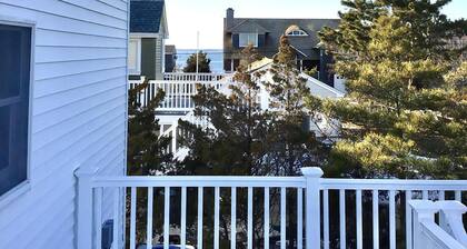 Charming Bayside Cape