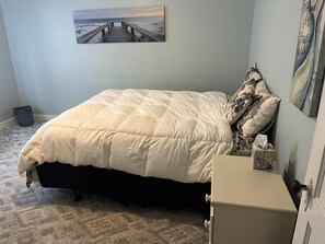 5 bedrooms, iron/ironing board, free WiFi