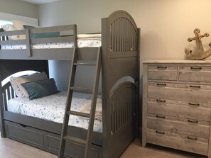 3 bedrooms, iron/ironing board, free WiFi - Ship Bottom Oceanfront Condo with Pool! (Ship Bottom)