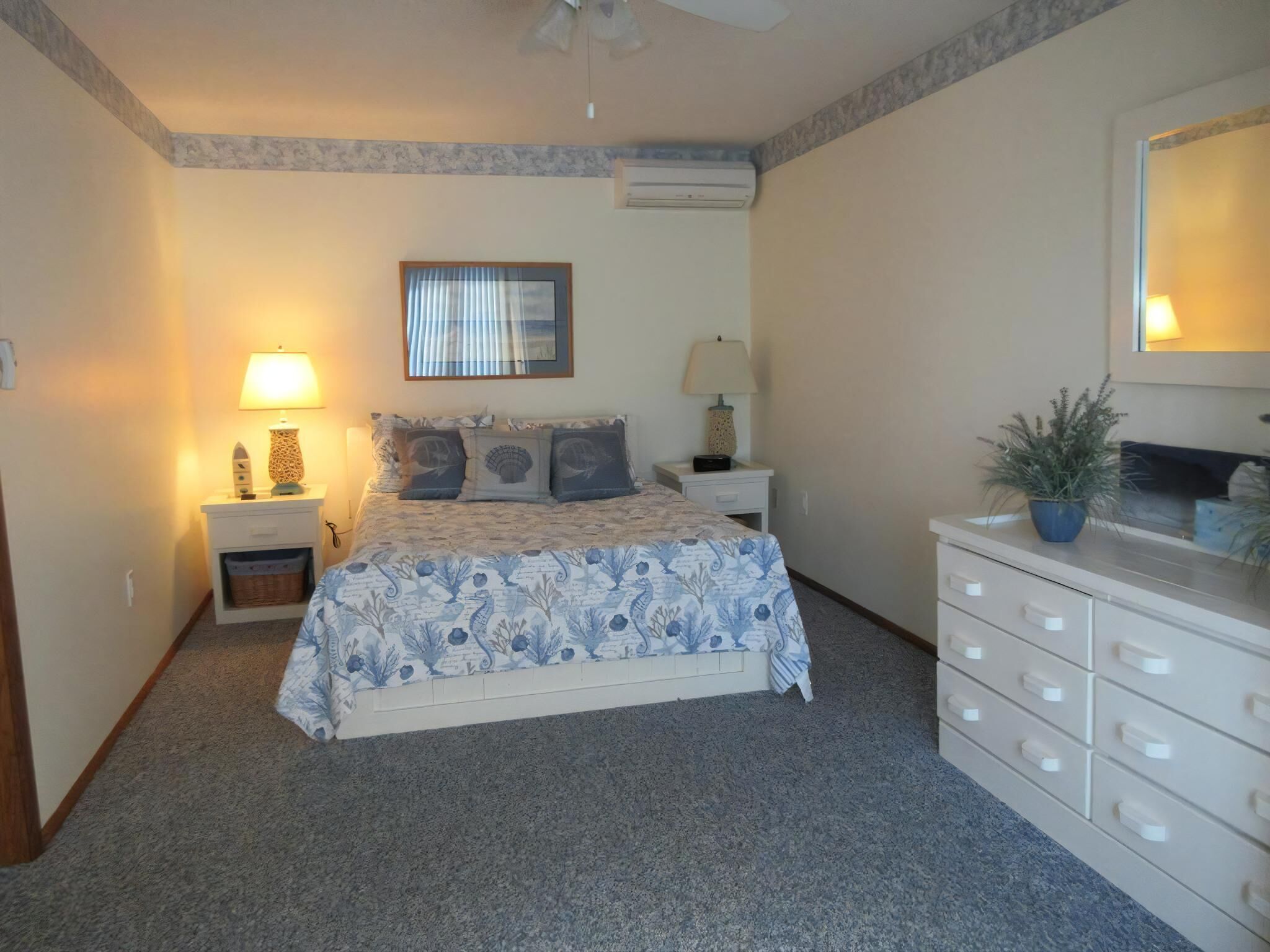 2 bedrooms, iron/ironing board, free WiFi
