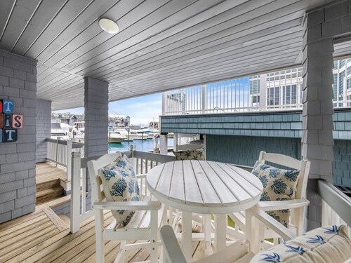 Right in the Heart of Beach Haven