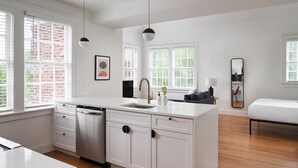 Premium Studio, 1 Queen Bed, Courtyard View | Private kitchen | Coffee/tea maker, full-size fridge, microwave, oven - Kasa Studio Revival Atlanta (Atlanta)