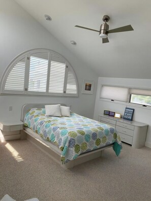 4 habitaciones, tabla de planchar con plancha y wifi gratis 