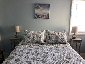 5 bedrooms, iron/ironing board, WiFi - Awesome home in Beach Haven Crest with 5 Bedrooms, Internet and WiFi (Beach Haven Crest)