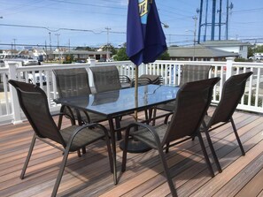 Outdoor dining - 9290 Stango (LBI Businnes Ctr) (Surf City)